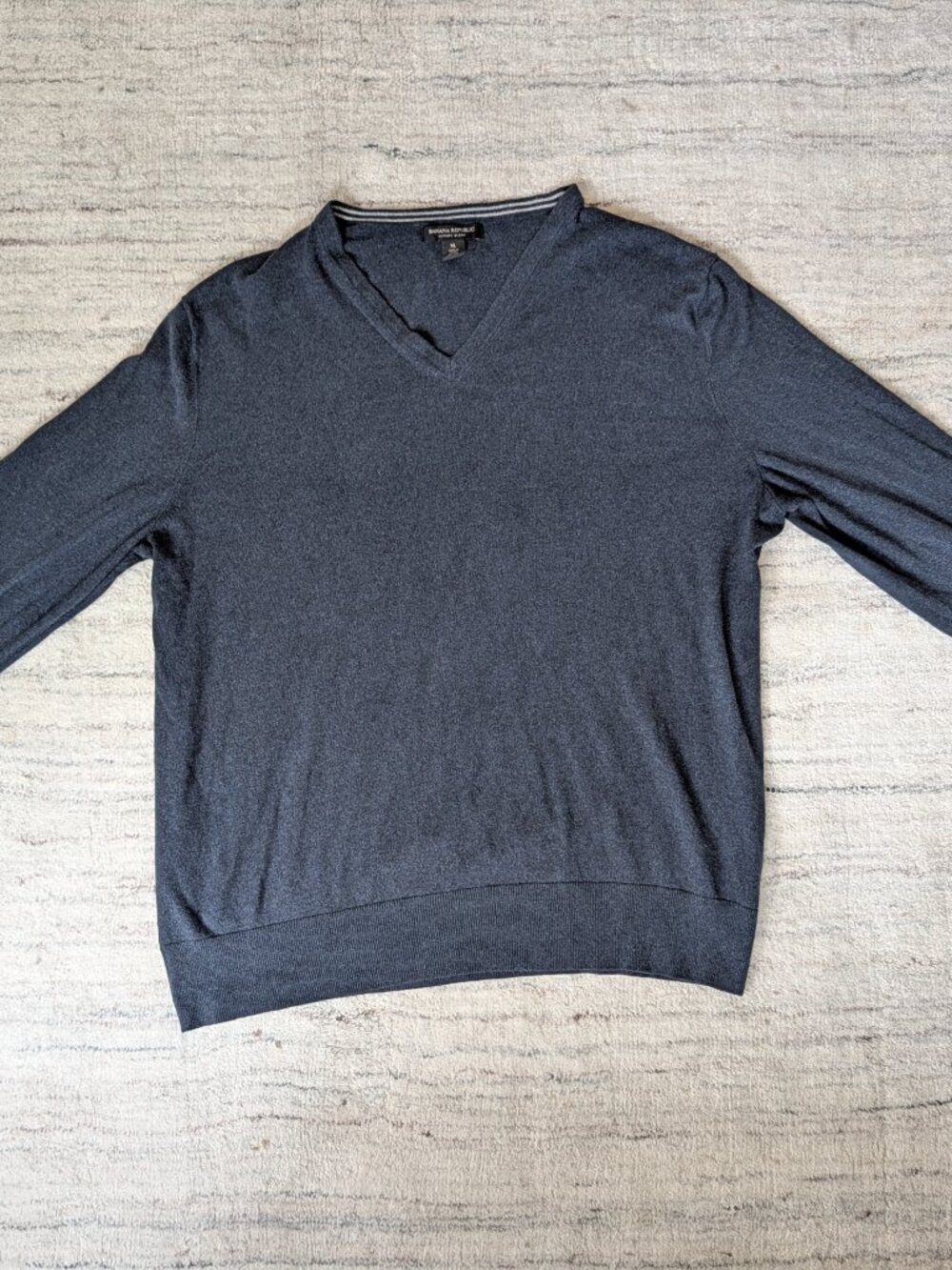 Banana Republic Men's XL Luxury Blend Silk Cotton Cashmere V-Neck Sweater Navy